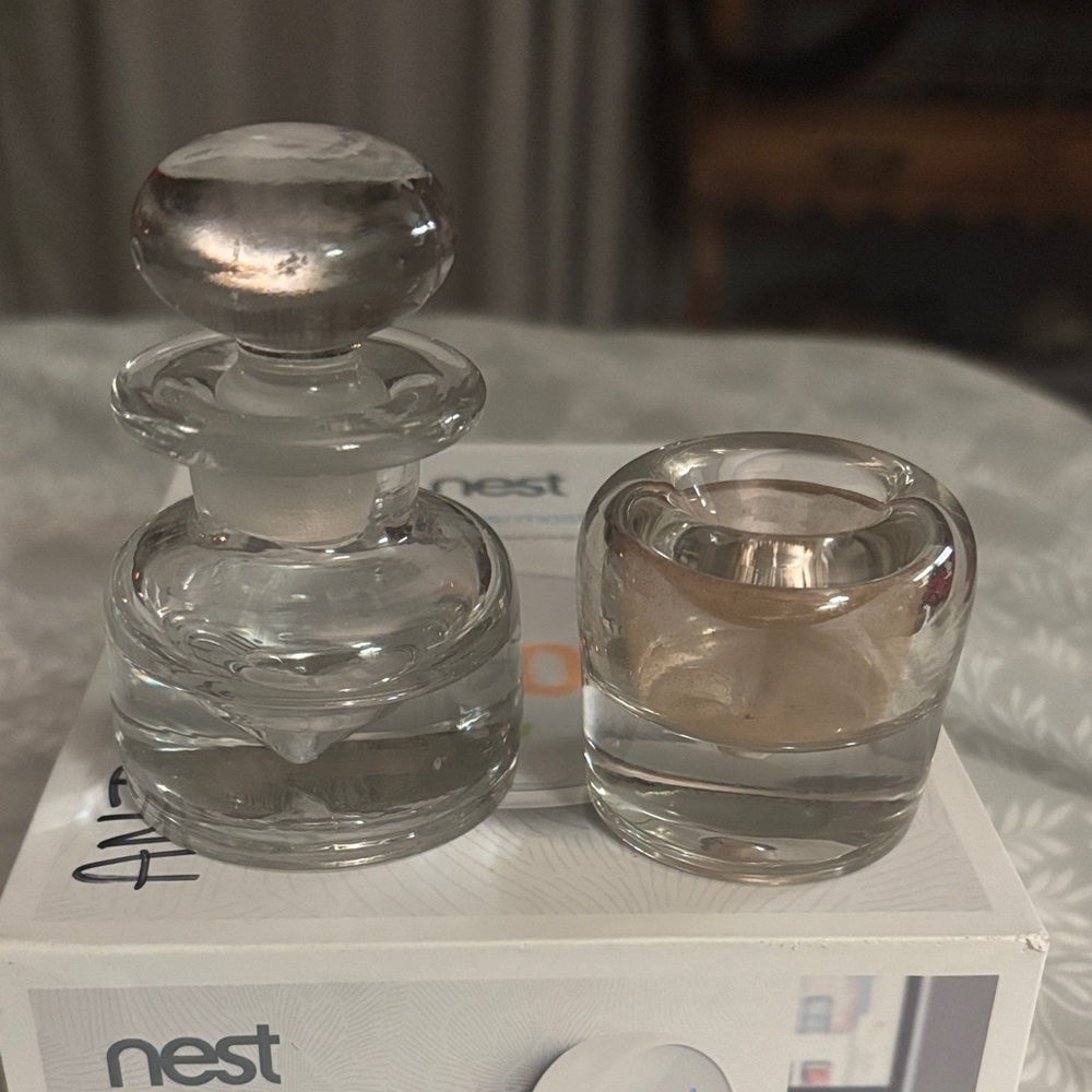 NEST Fragrances Clear Glass Candle Holders Set